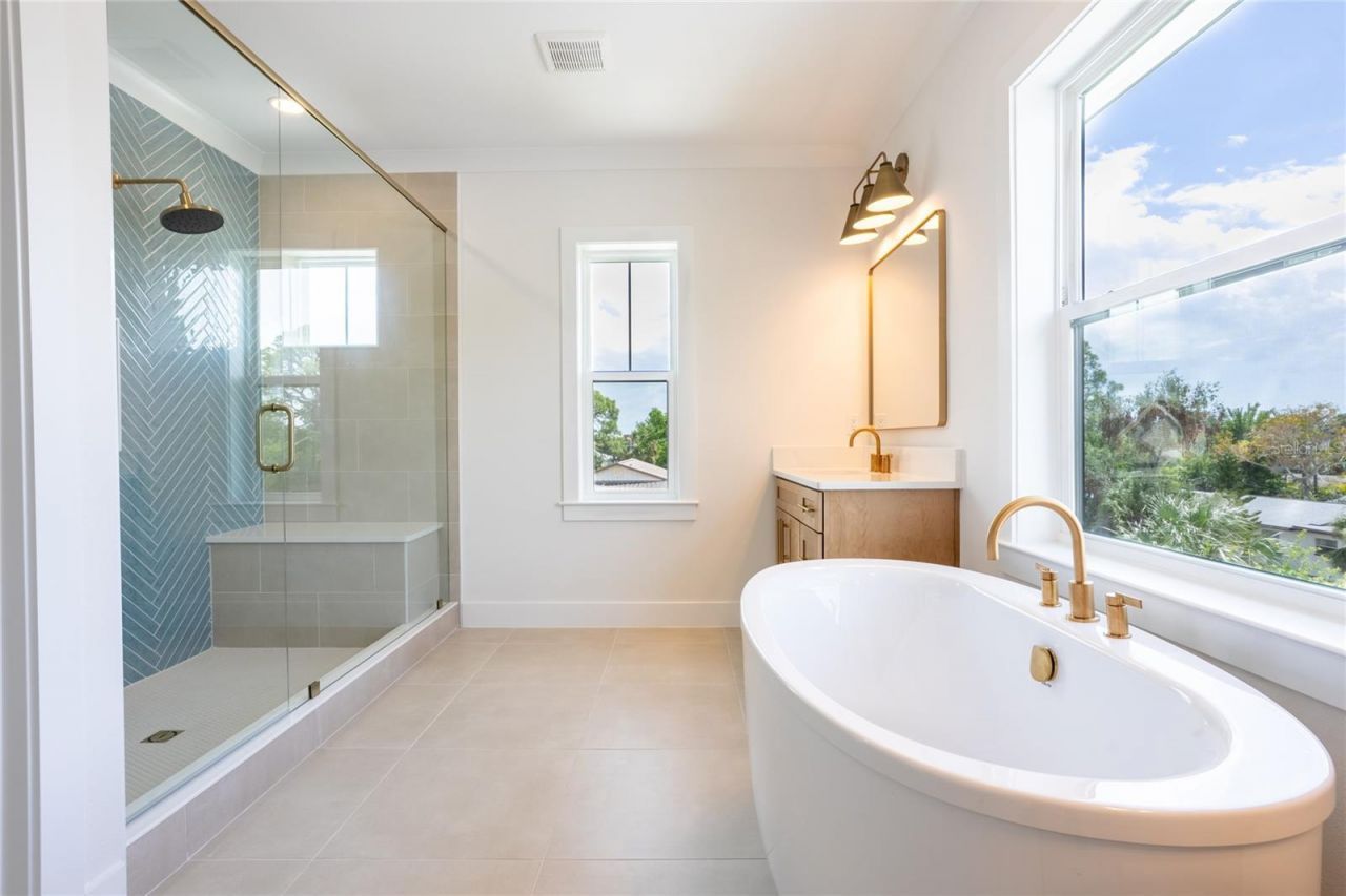 1851 Mississippi Avenue Ne, Saint Petersburg, FL 33703 Photo