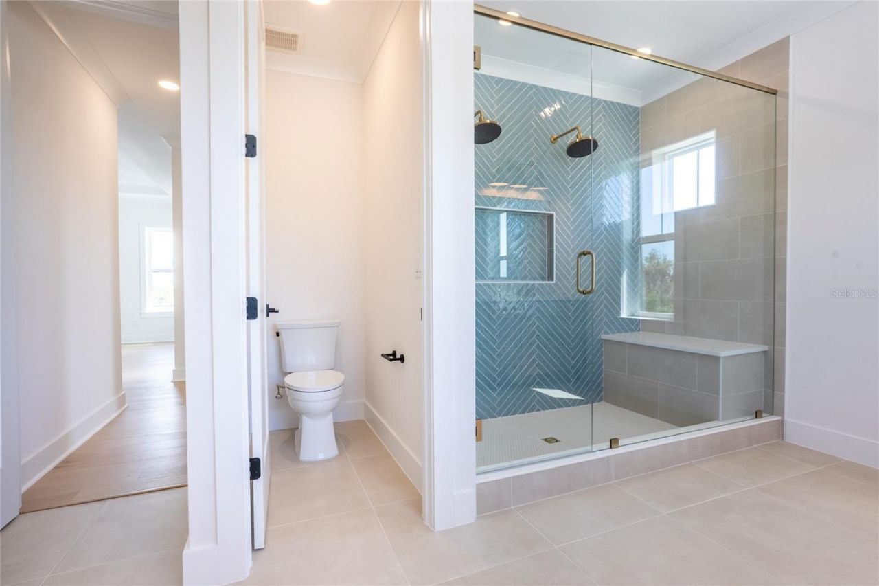 1851 Mississippi Avenue Ne, Saint Petersburg, FL 33703 Photo