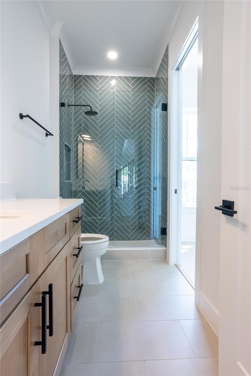 1851 Mississippi Avenue Ne, Saint Petersburg, FL 33703 Photo