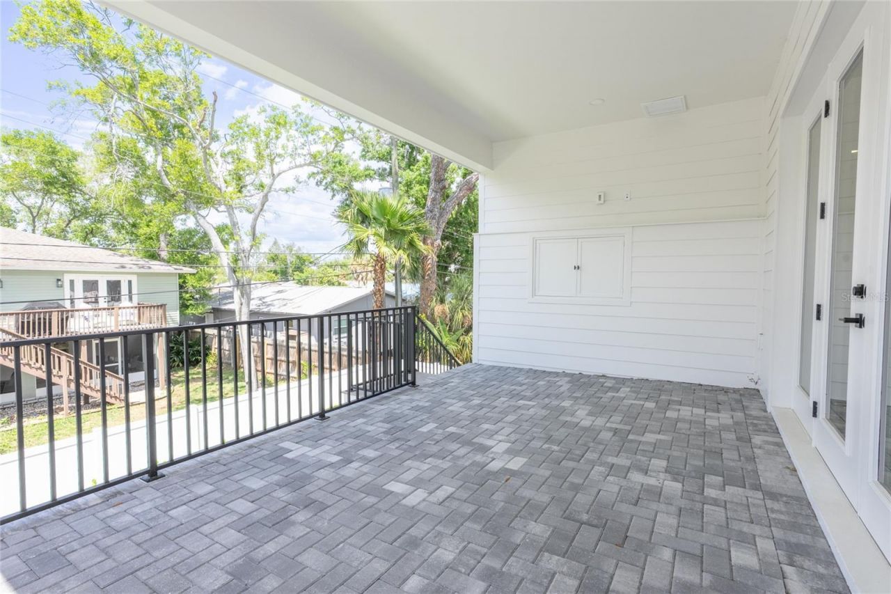 1851 Mississippi Avenue Ne, Saint Petersburg, FL 33703 Photo