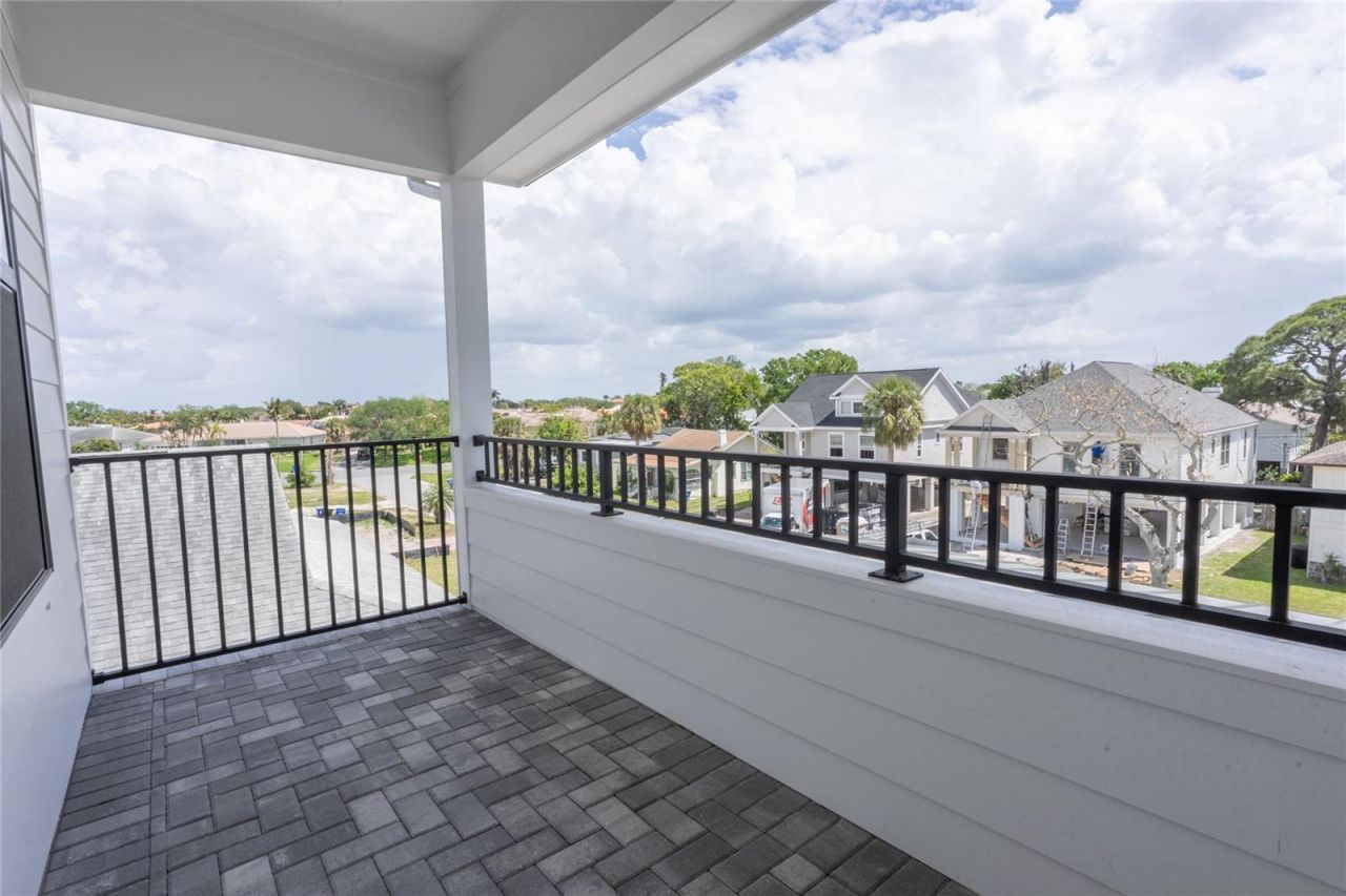 1851 Mississippi Avenue Ne, Saint Petersburg, FL 33703 Photo