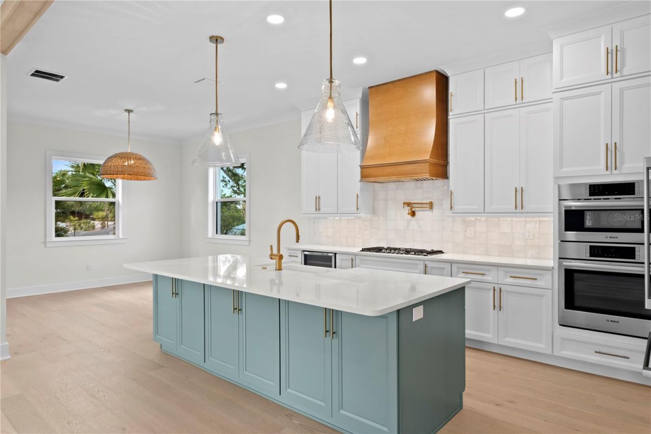 1851 Mississippi Avenue Ne, Saint Petersburg, FL 33703 Photo