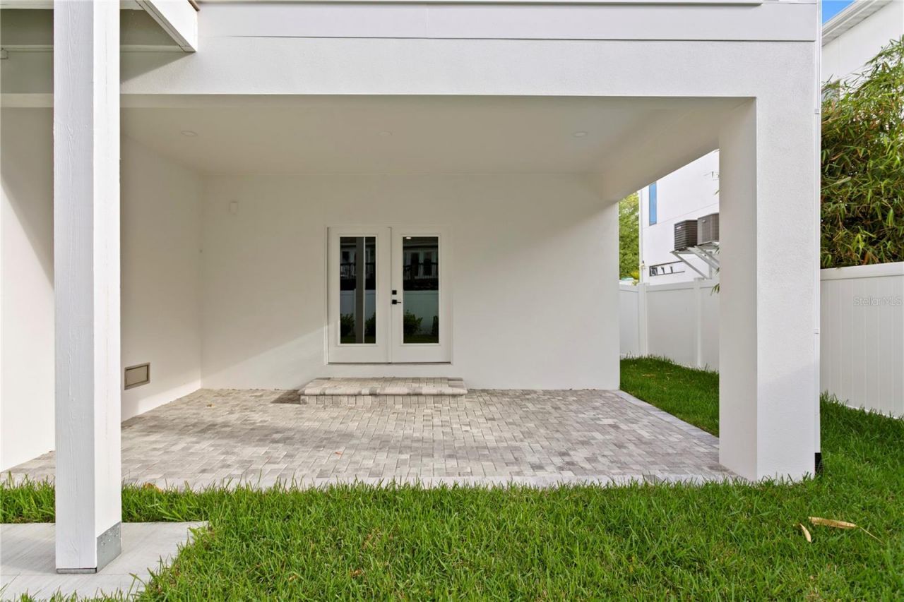 1851 Mississippi Avenue Ne, Saint Petersburg, FL 33703 Photo