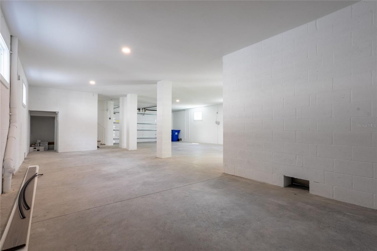 1851 Mississippi Avenue Ne, Saint Petersburg, FL 33703 Photo