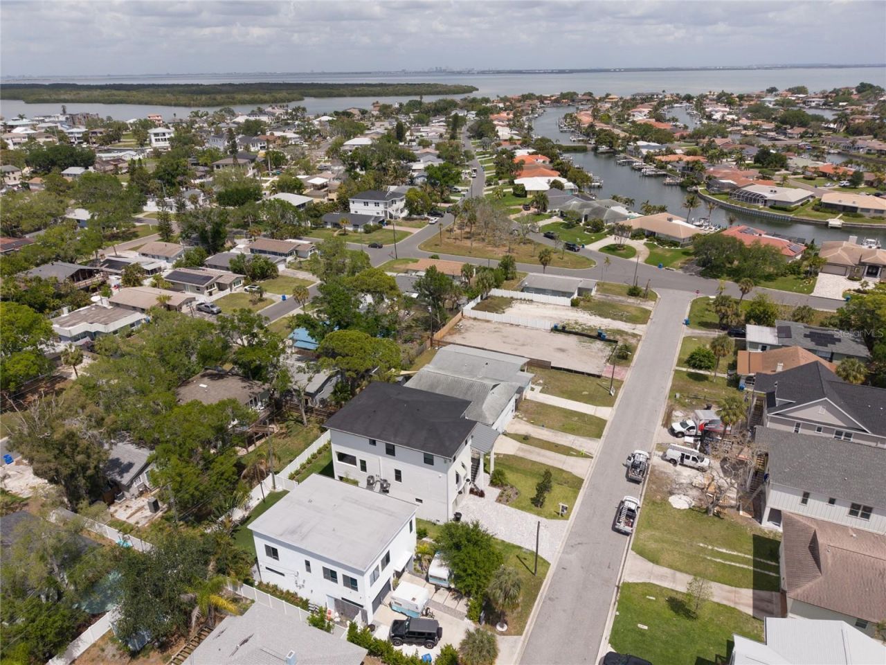 1851 Mississippi Avenue Ne, Saint Petersburg, FL 33703 Photo