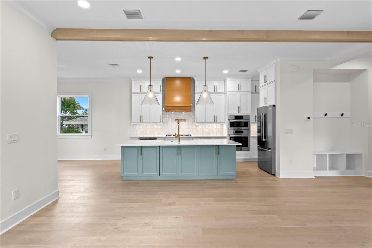 1851 Mississippi Avenue Ne, Saint Petersburg, FL 33703 Photo