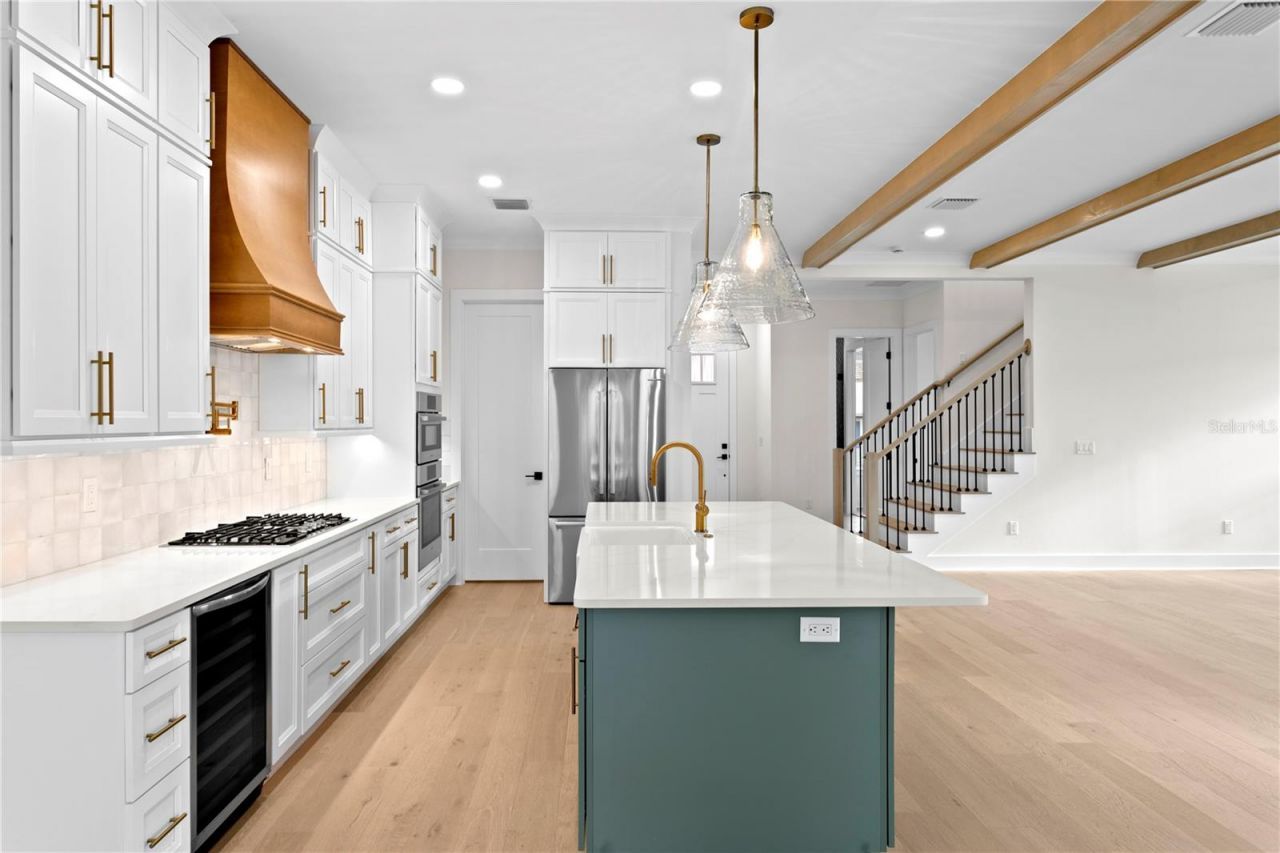 1851 Mississippi Avenue Ne, Saint Petersburg, FL 33703 Photo