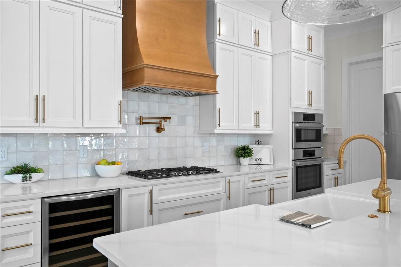 1851 Mississippi Avenue Ne, Saint Petersburg, FL 33703 Photo