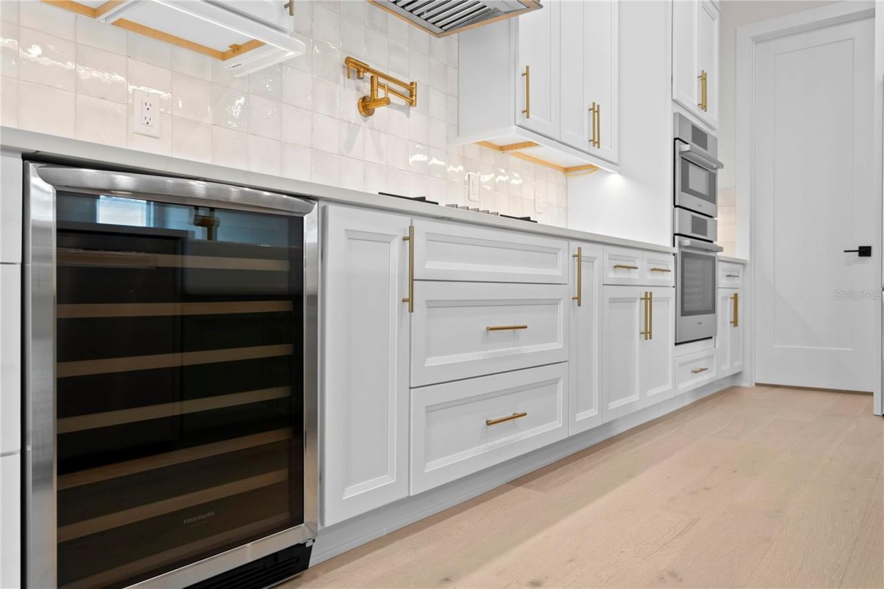 1851 Mississippi Avenue Ne, Saint Petersburg, FL 33703 Photo