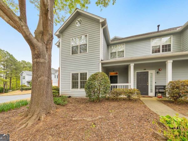 1002 Vinings Forest Lane SE, Unit 10, Smyrna, GA 30080