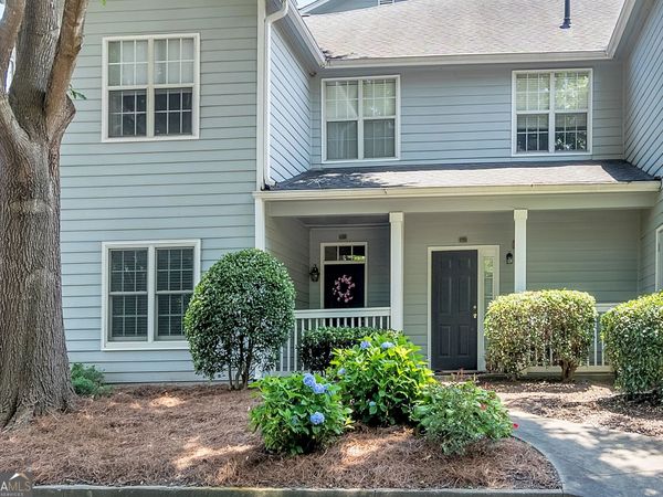 1002 Vinings Forest Lane SE, Unit 10, Smyrna, GA 30080