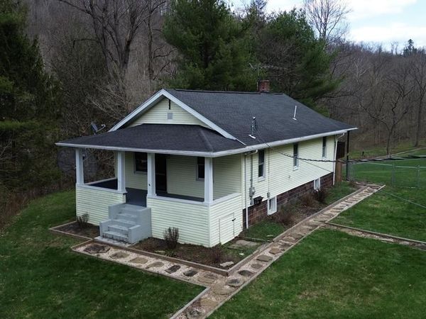 104 Lilac Lane, Wheeling, WV 26003