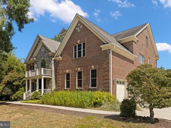 8813 OAK LEAF DRIVE, ALEXANDRIA, VA 22309