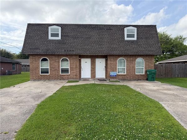 334 WOODLAND Drive, Luling, LA 70070