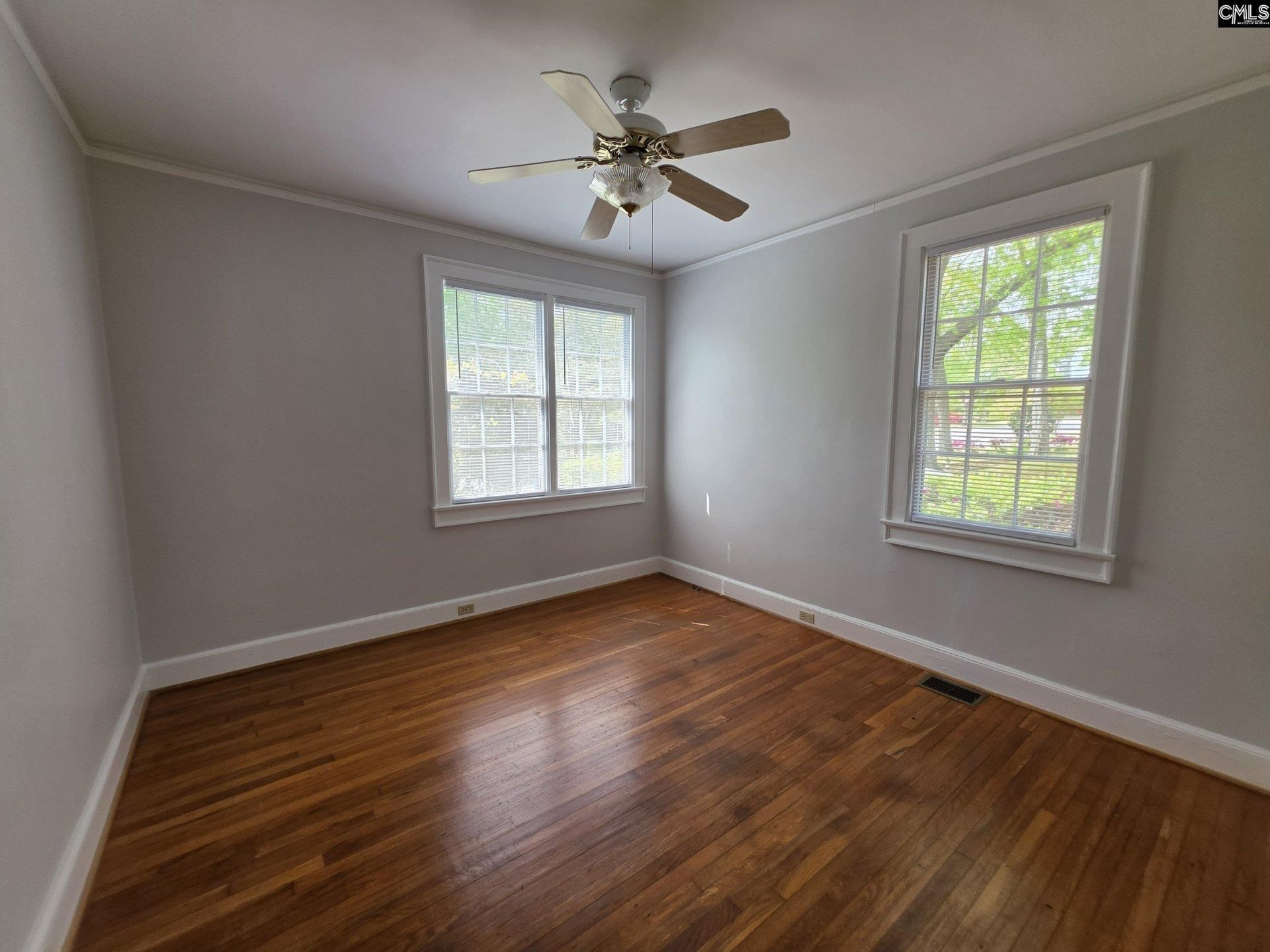 716 B Avenue Photo 11