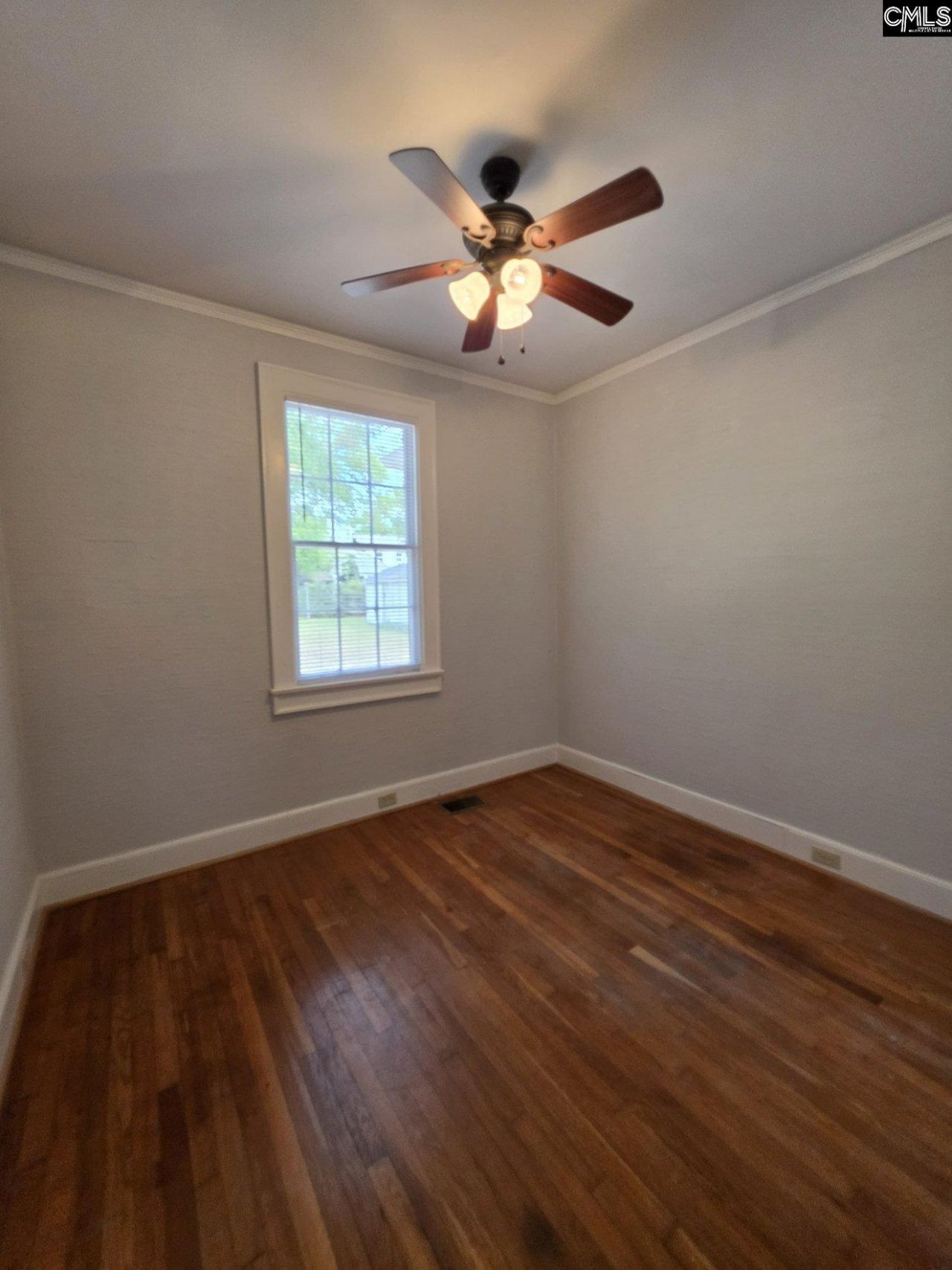 716 B Avenue Photo 13