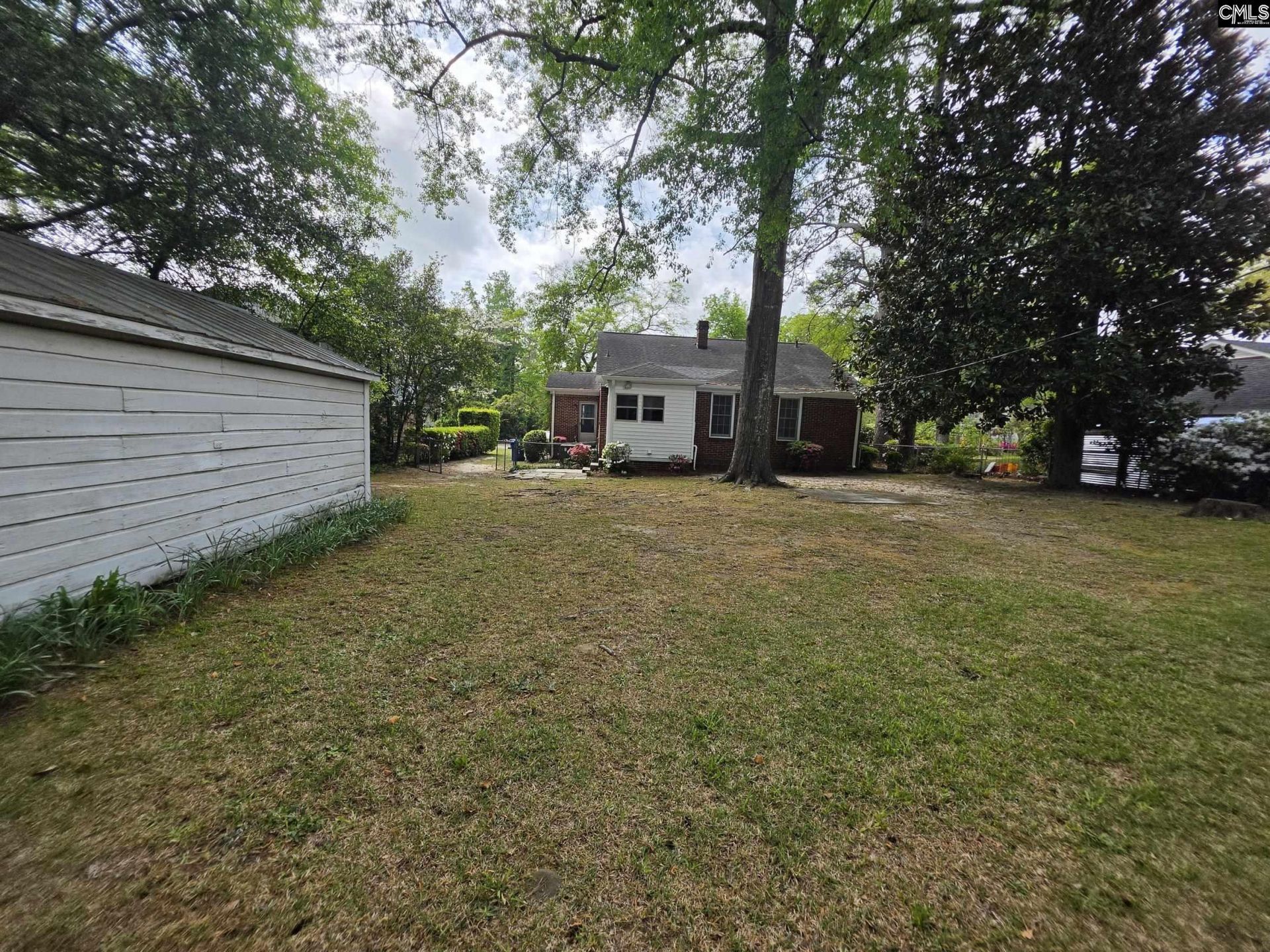 716 B Avenue Photo 17