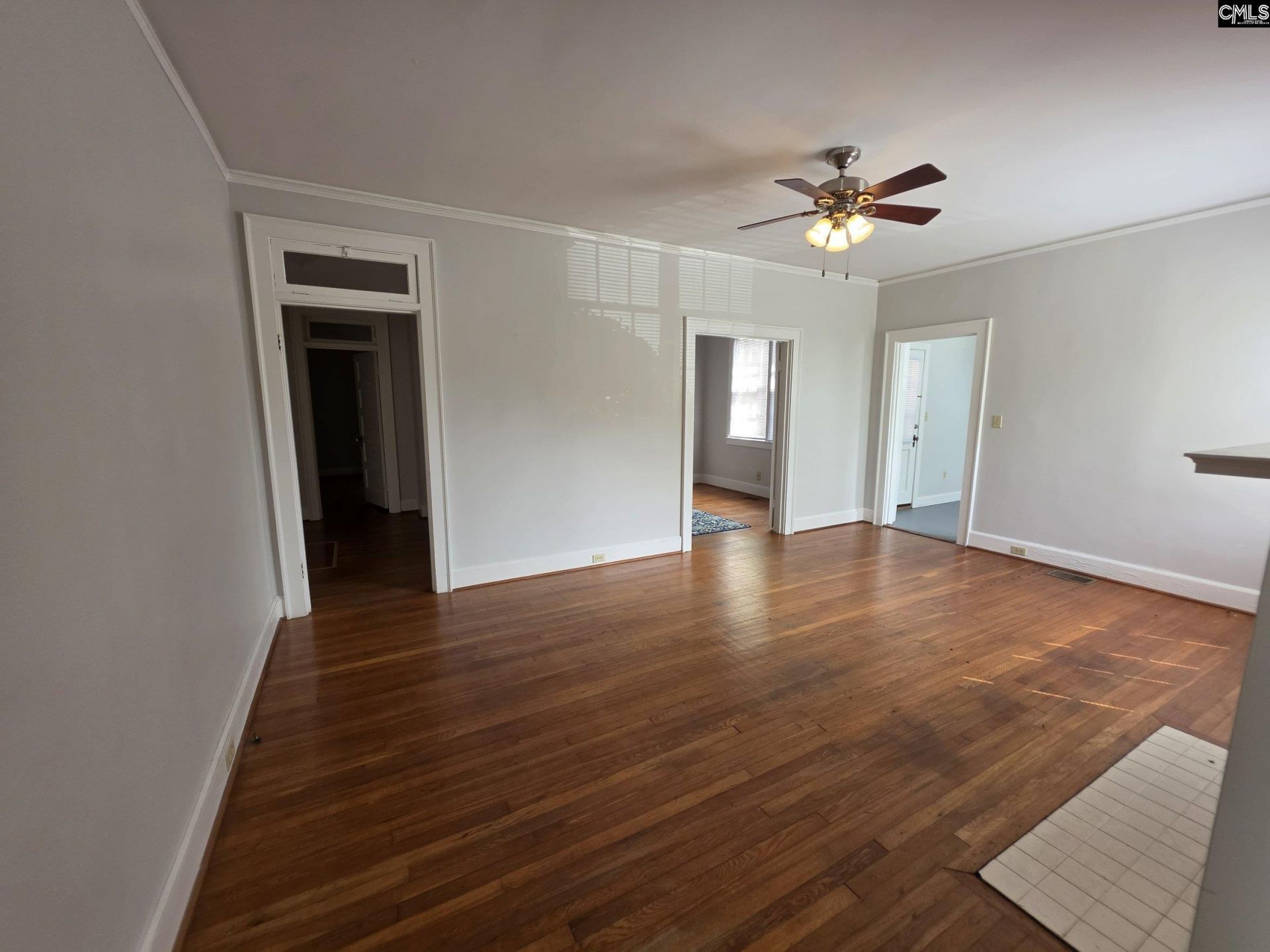 716 B Avenue Photo 4