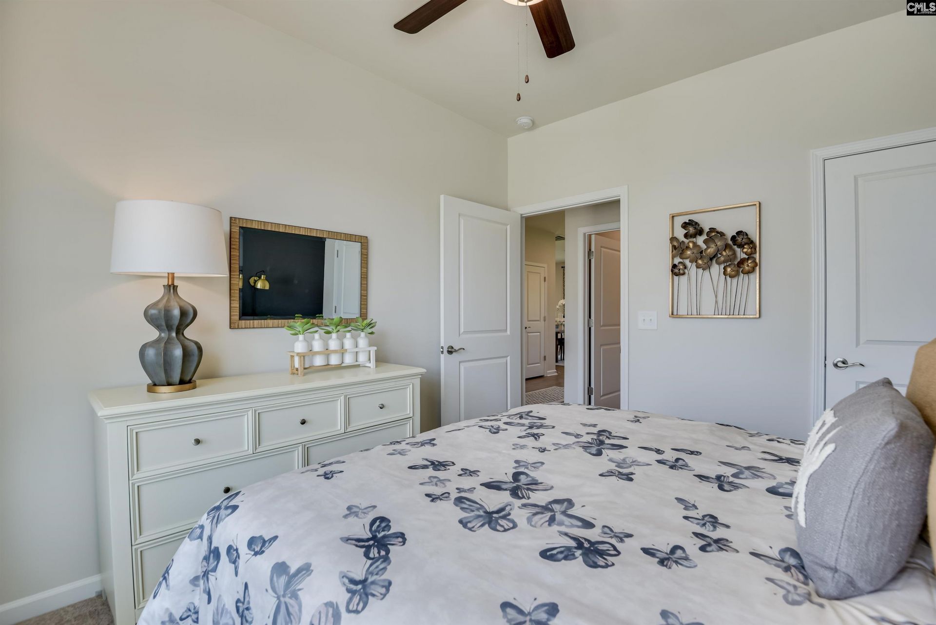 151 Bloomsbury Drive Photo 43