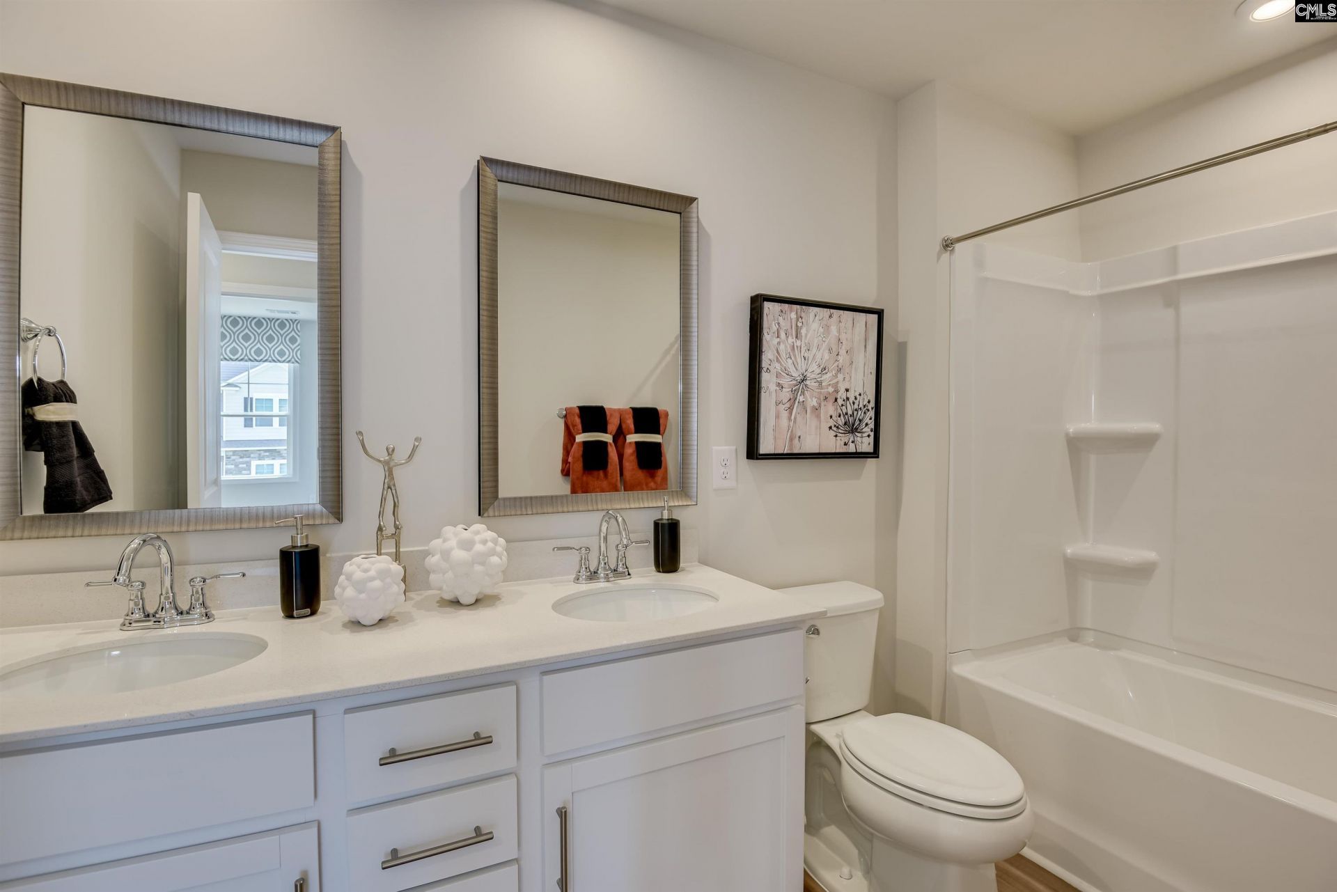 151 Bloomsbury Drive Photo 45