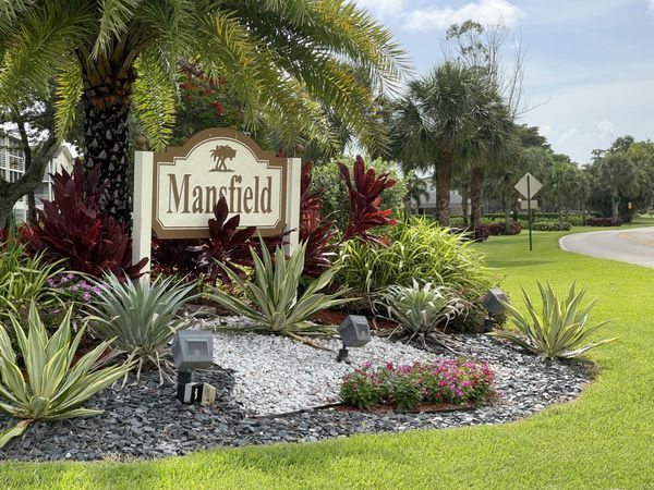 27 Mansfield, Boca Raton, FL 33434