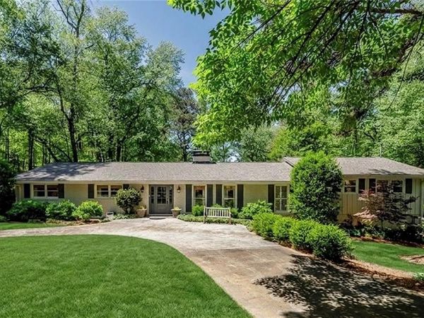 1424 Ridgeway Drive NW, Acworth, GA 30102