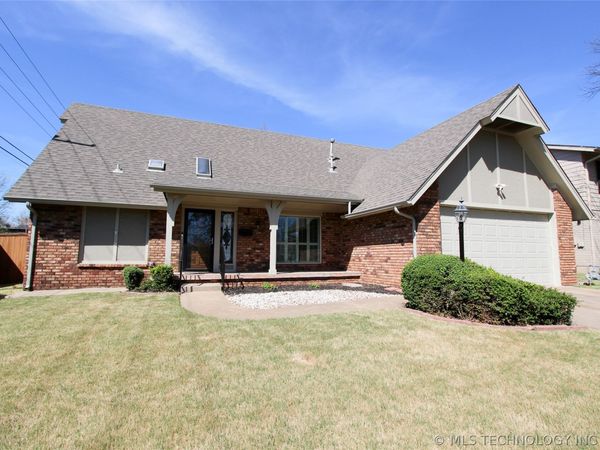 2821 E 26th Street , Tulsa, OK 74114