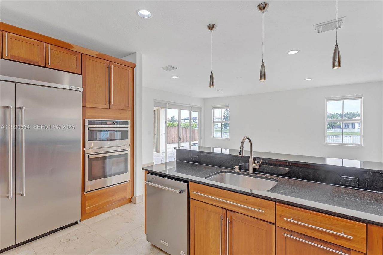 11304 NW 79th Ln , Doral, FL 33178 Photo