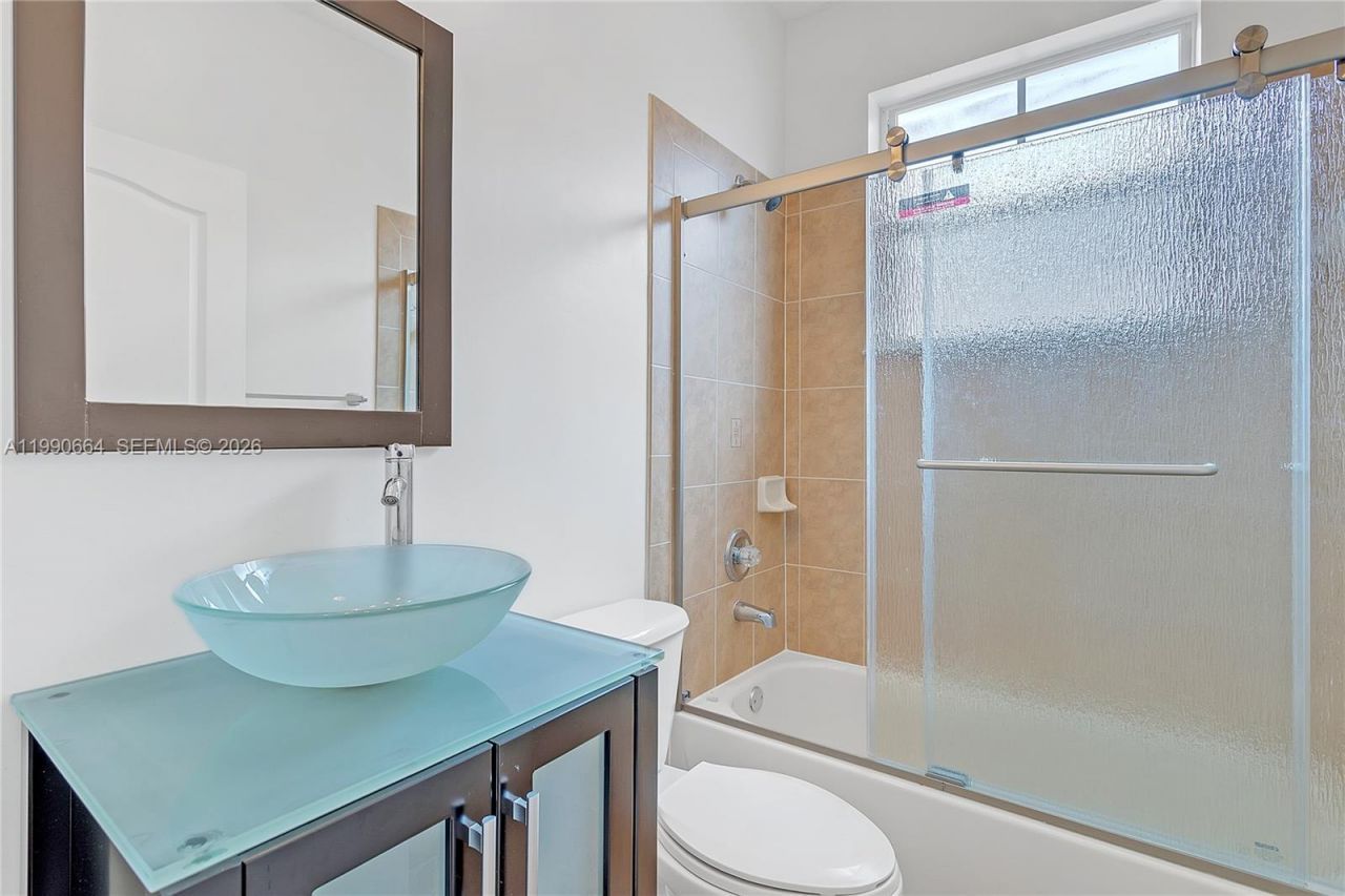 11304 NW 79th Ln , Doral, FL 33178 Photo