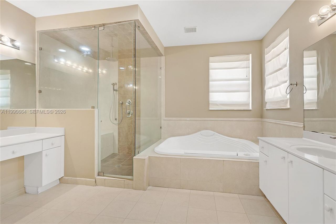 11304 NW 79th Ln , Doral, FL 33178 Photo