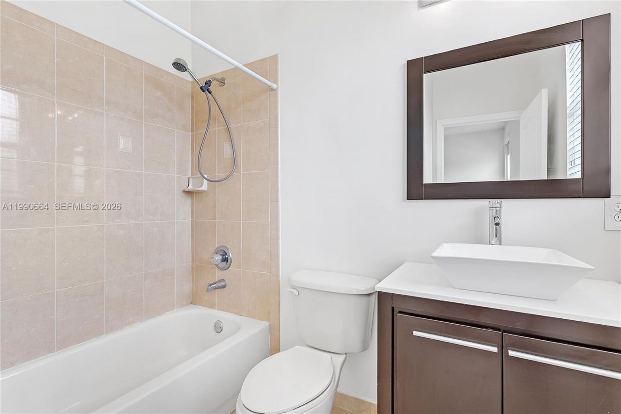 11304 NW 79th Ln , Doral, FL 33178 Photo