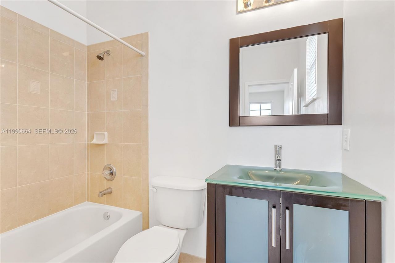 11304 NW 79th Ln , Doral, FL 33178 Photo