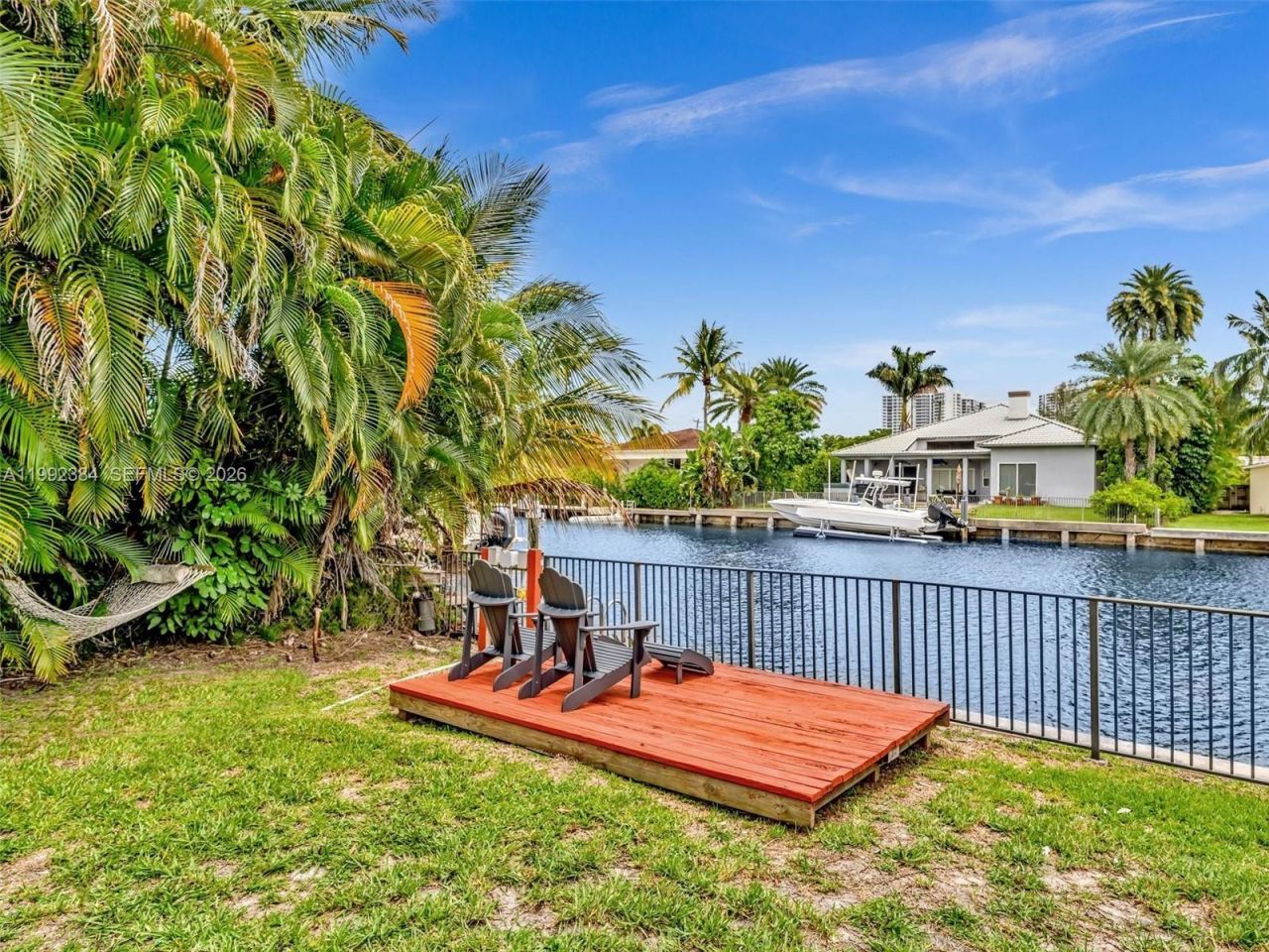 413 Tamarind Dr , Hallandale Beach, FL 33009 Photo