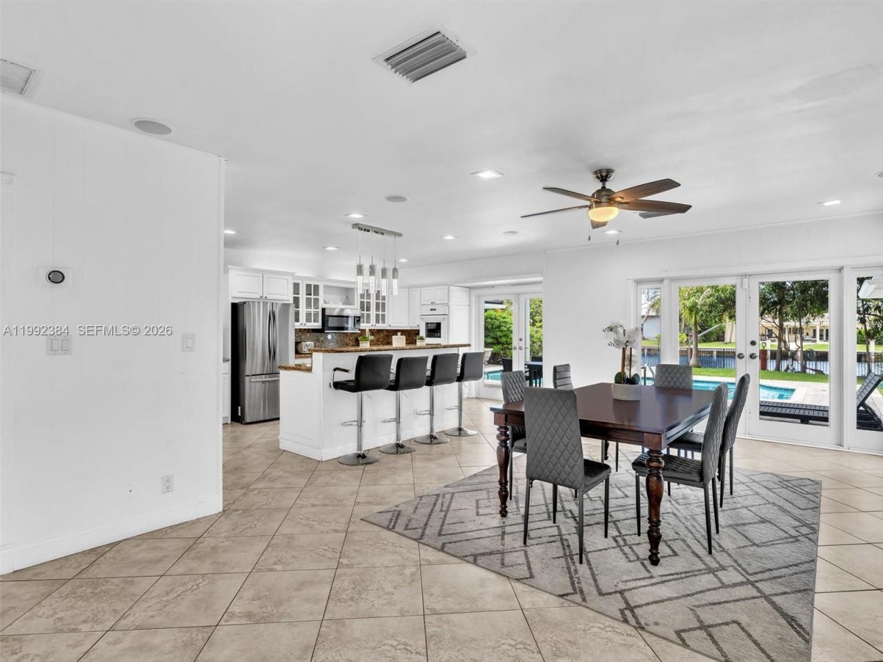 413 Tamarind Dr , Hallandale Beach, FL 33009 Photo