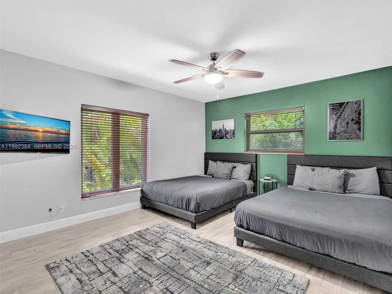 413 Tamarind Dr , Hallandale Beach, FL 33009 Photo