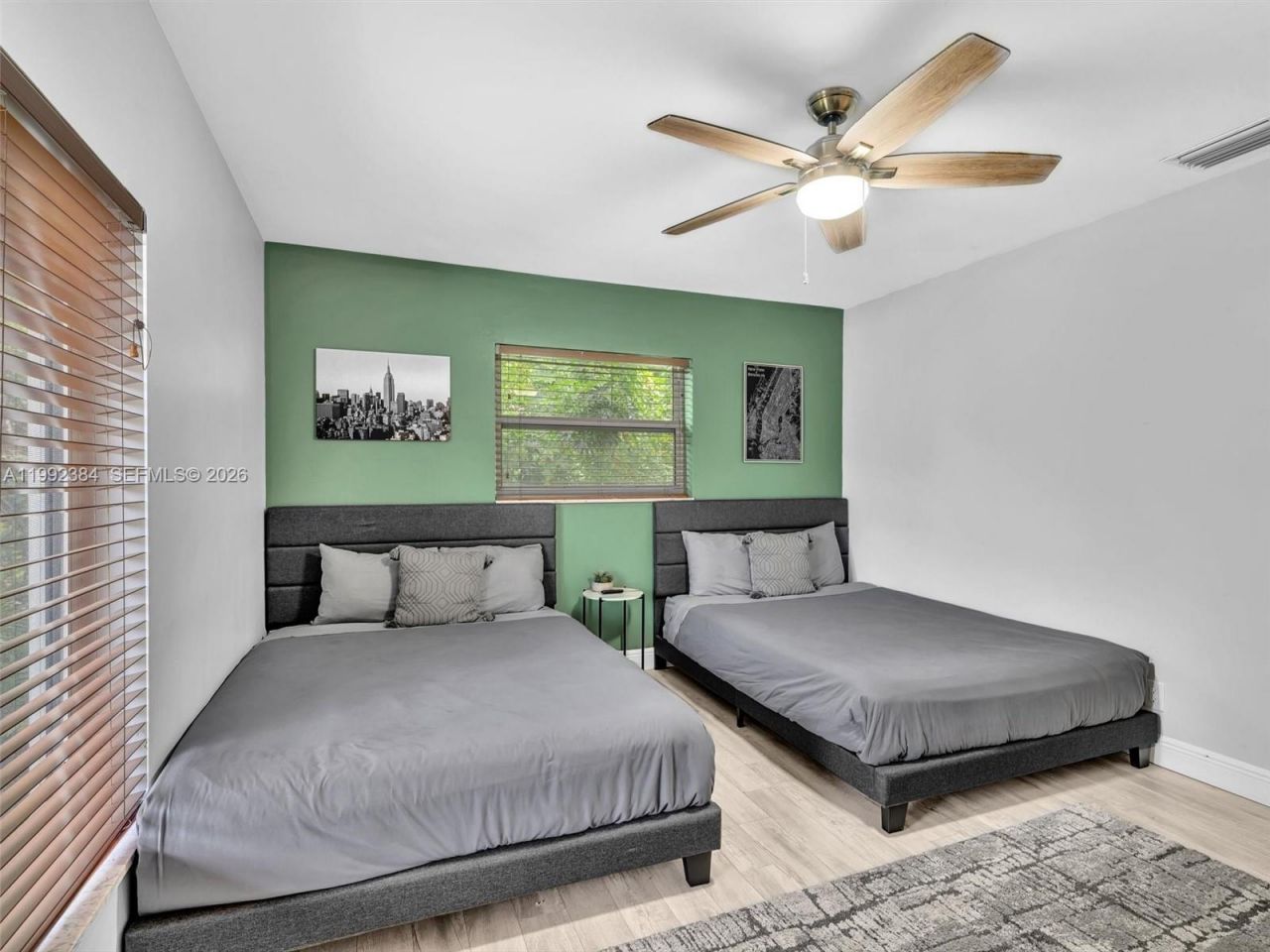 413 Tamarind Dr , Hallandale Beach, FL 33009 Photo