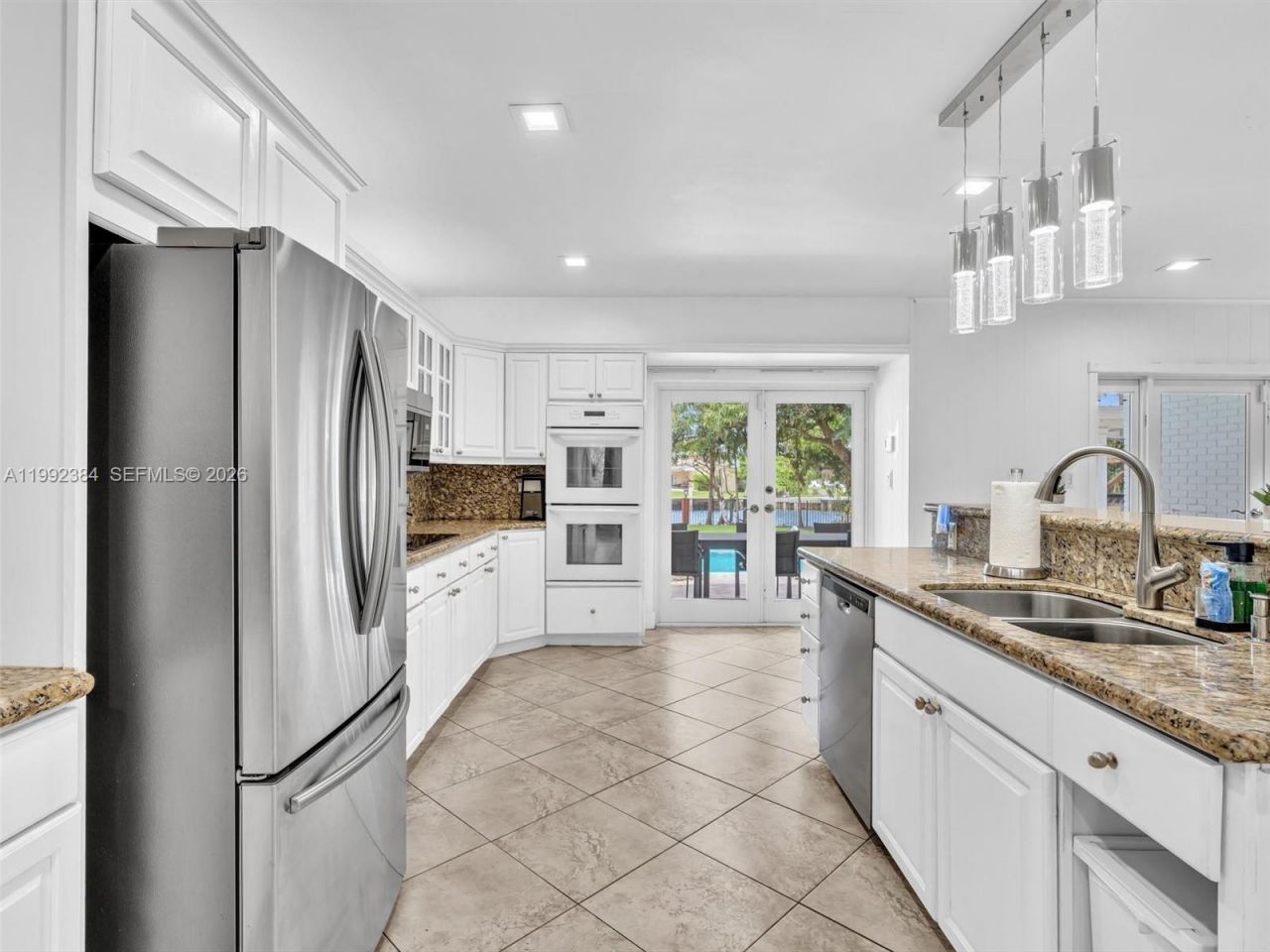 413 Tamarind Dr , Hallandale Beach, FL 33009 Photo