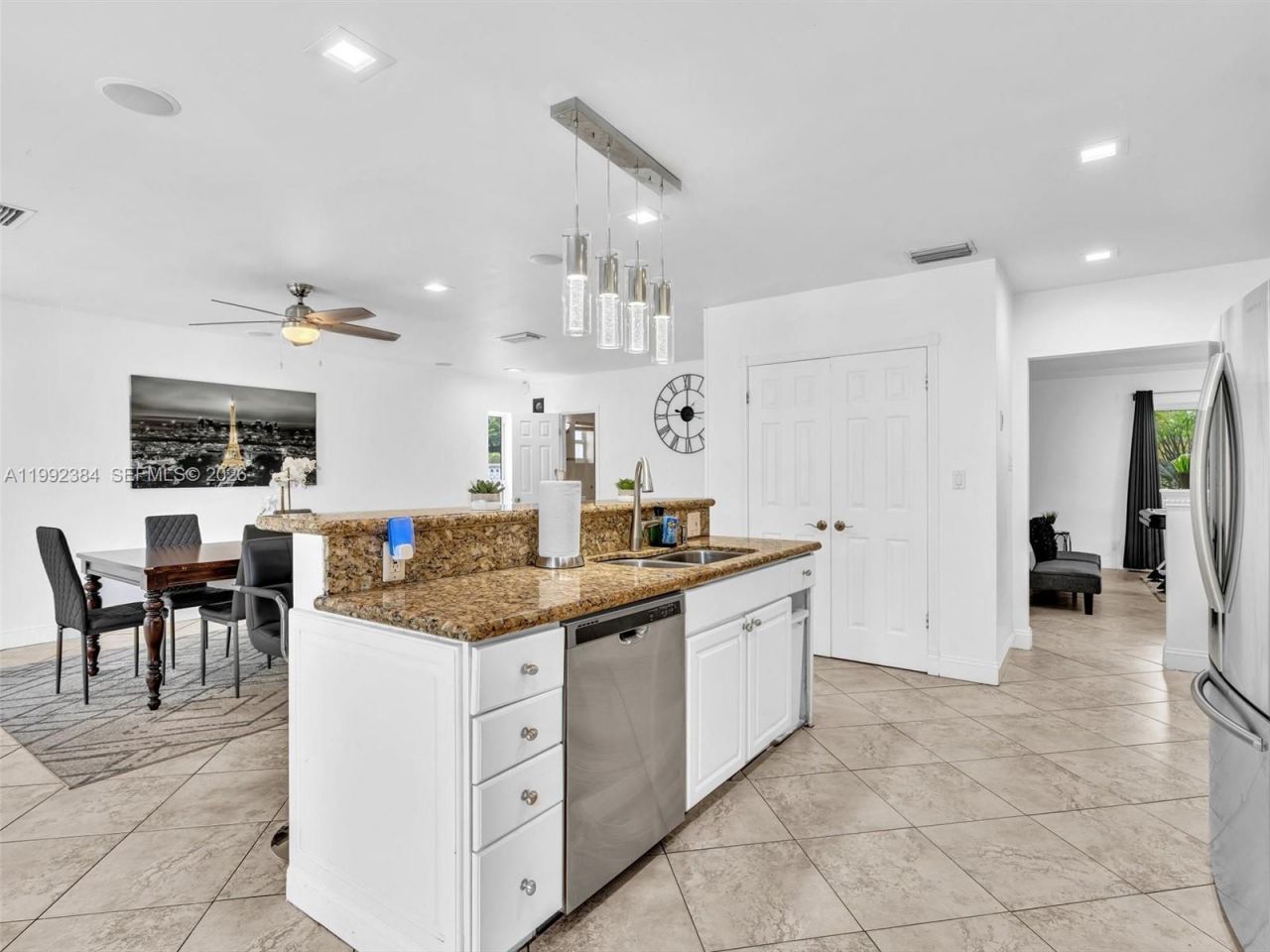 413 Tamarind Dr , Hallandale Beach, FL 33009 Photo