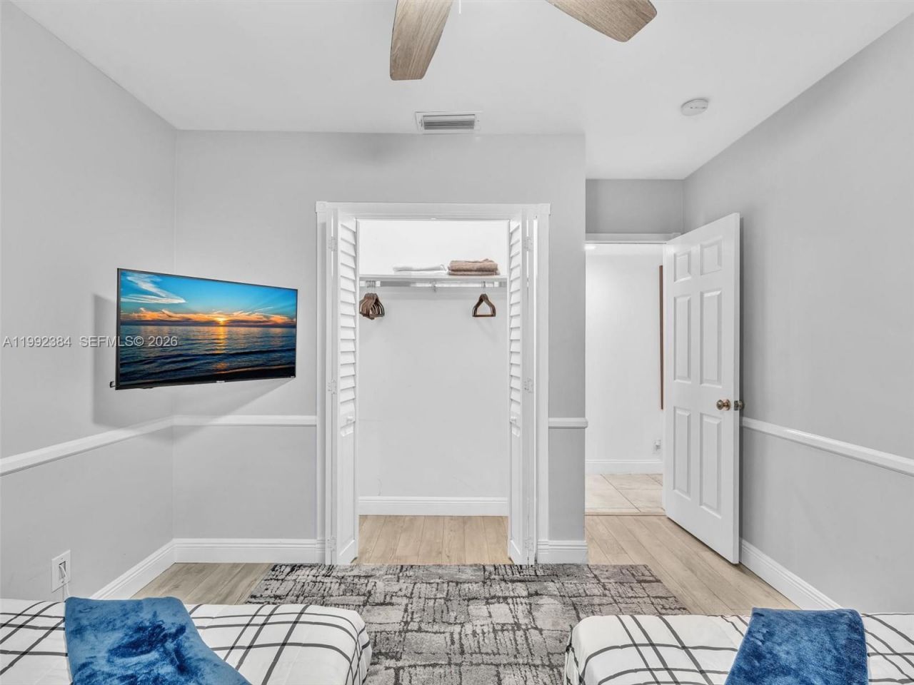 413 Tamarind Dr , Hallandale Beach, FL 33009 Photo