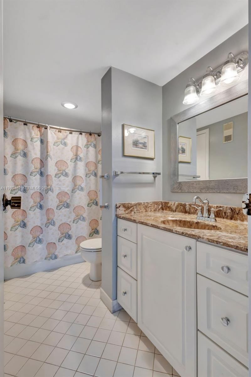 336 Golfview Rd , Unit 311, North Palm Beach, FL 33408 Photo