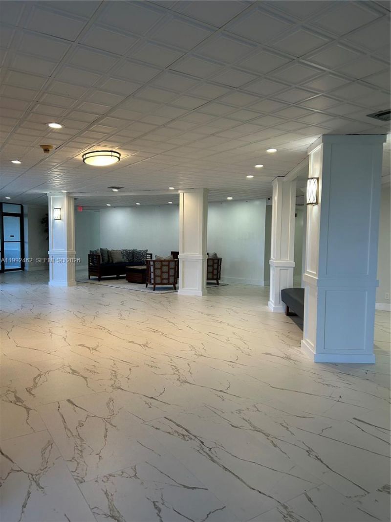 336 Golfview Rd , Unit 311, North Palm Beach, FL 33408 Photo