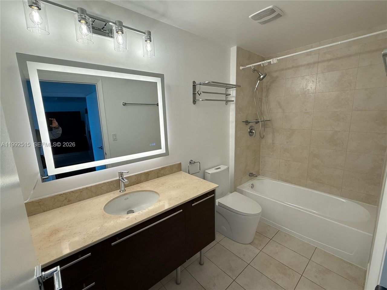 1900 N Bayshore Dr, Unit 3507, Miami, FL 33132 Photo