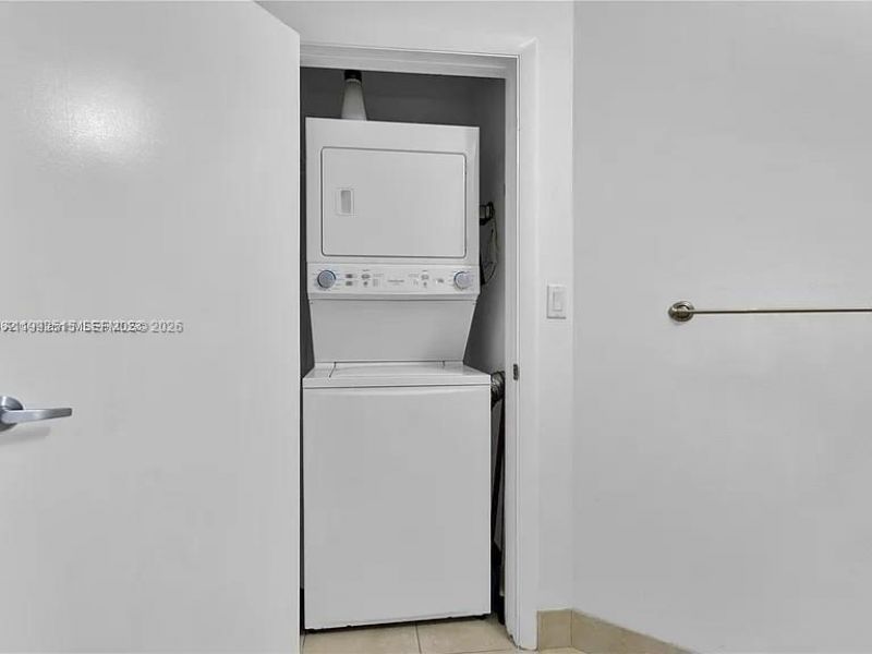 1900 N Bayshore Dr, Unit 3507, Miami, FL 33132 Photo