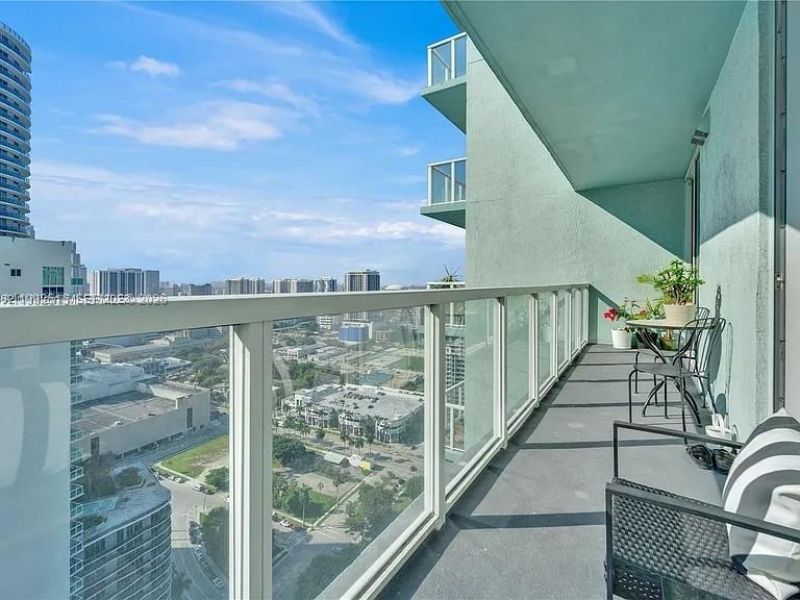 1900 N Bayshore Dr, Unit 3507, Miami, FL 33132 Photo