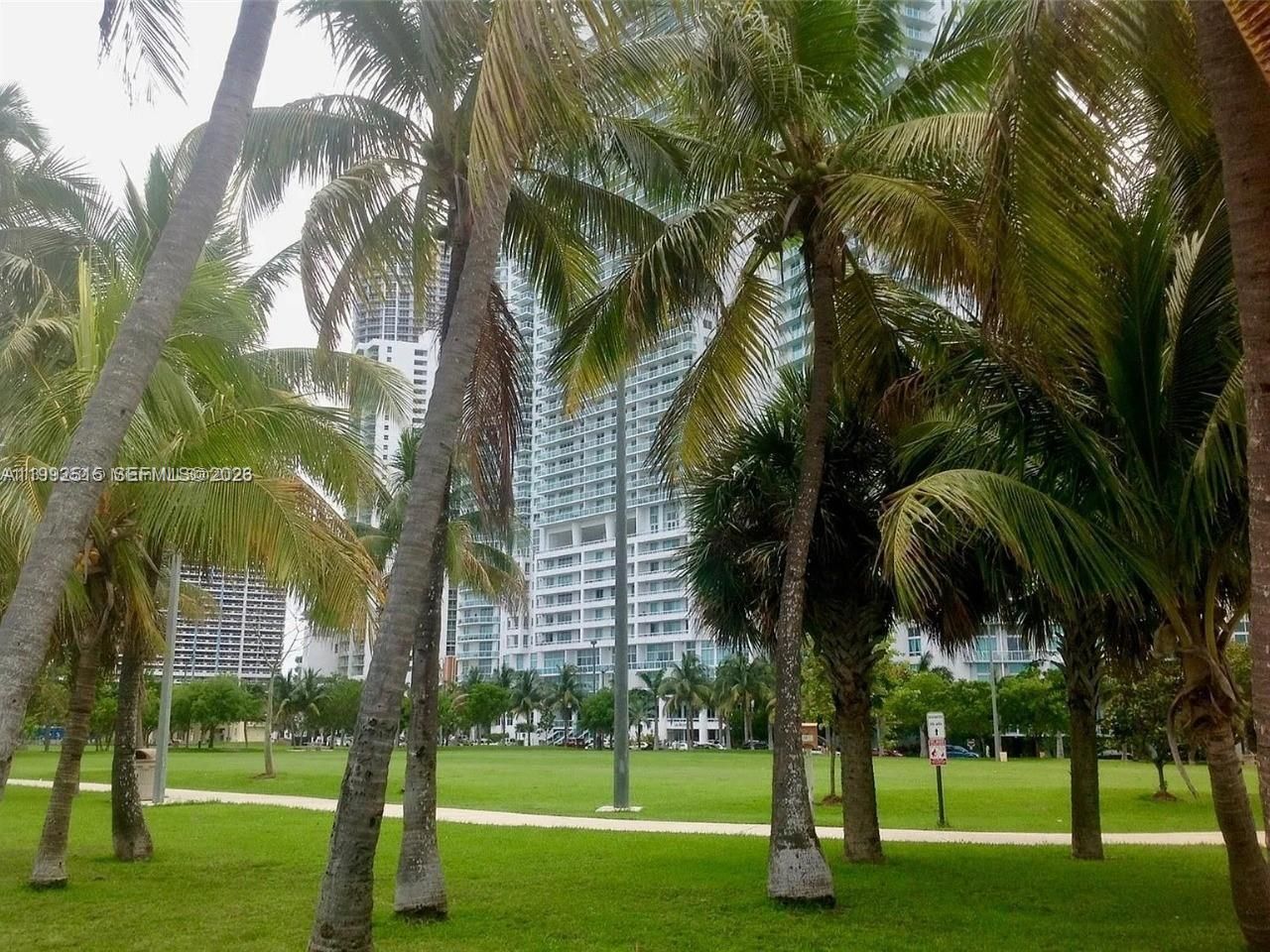1900 N Bayshore Dr, Unit 3507, Miami, FL 33132 Photo