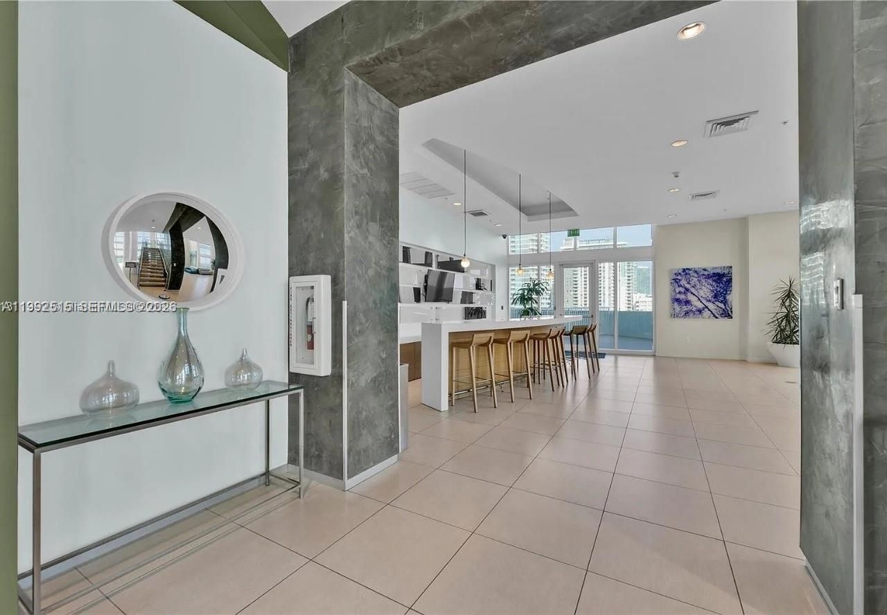1900 N Bayshore Dr, Unit 3507, Miami, FL 33132 Photo