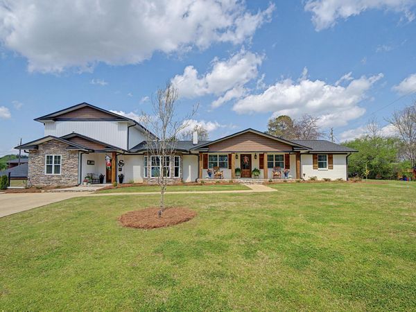 5 Woodmont Dr., Belmont, MS 38827