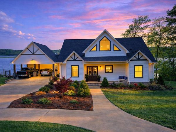 108 Arrowhead Dr., Fulton, MS 38843