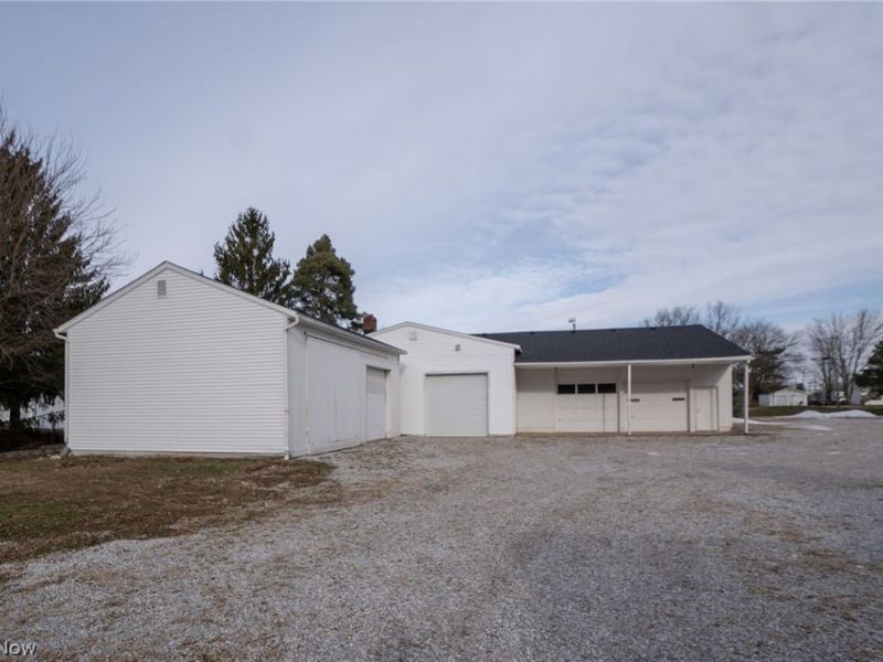 970 S Chillicothe Road , Aurora, OH 44202 Photo 5