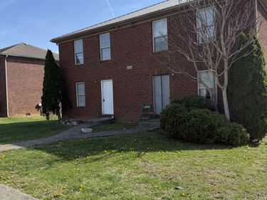 821 Ridgewood Drive, Unit 1-2, Berea, KY 40403
